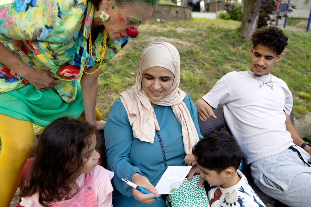 Les Clowns Messagères